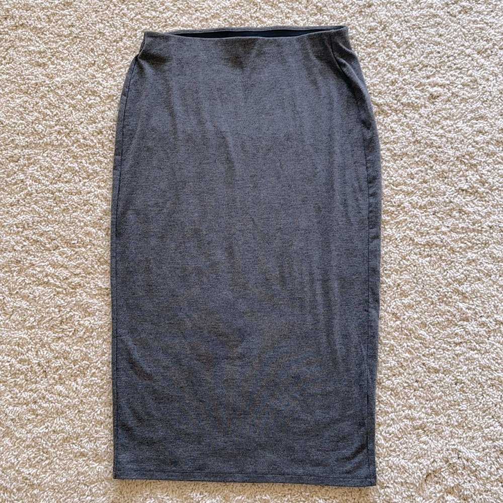 Old Navy women grey stretch skirt Small